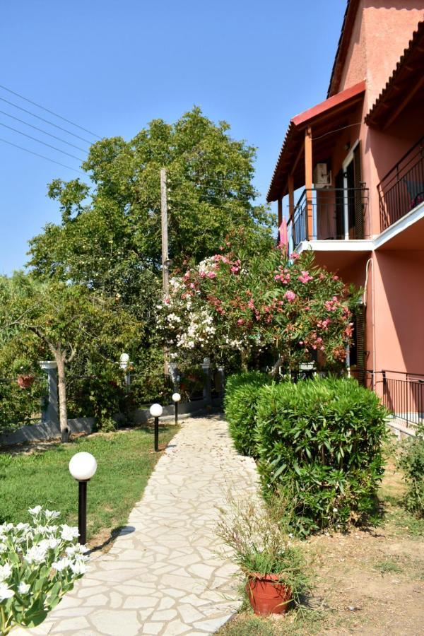 Vassilis Studio's Perivólion Esterno foto